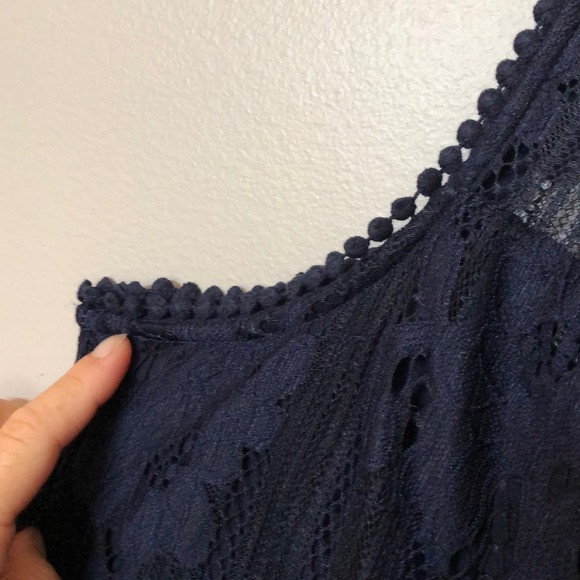 Navy lace dress - Picture 5 of 8